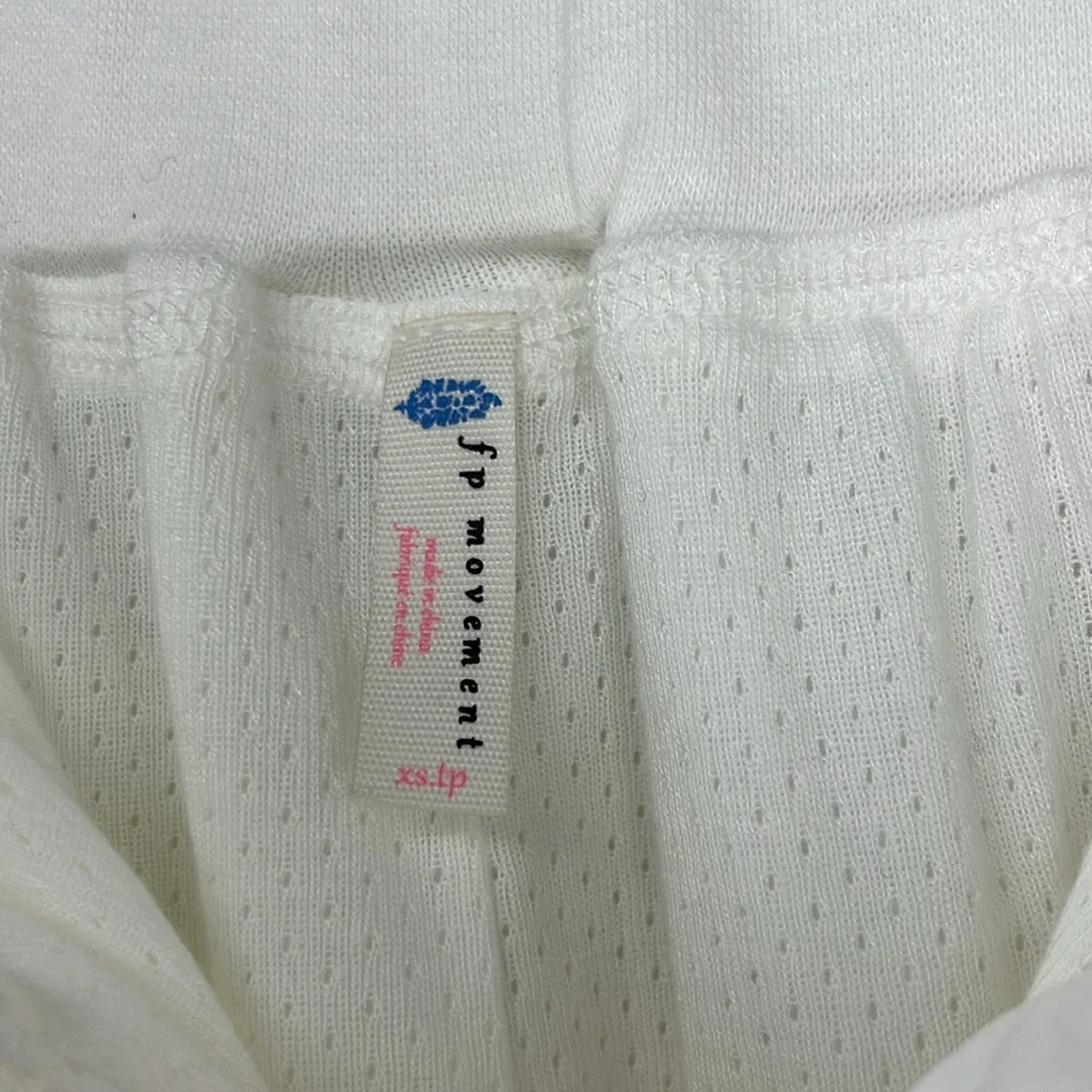 FP Movement NWT On the Road Pants White Size XS - Picture 6 of 9